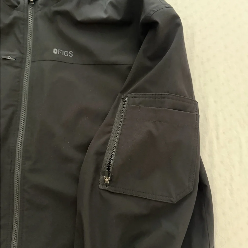 Figs Women’s Black Jacket - Picture 2 of 5